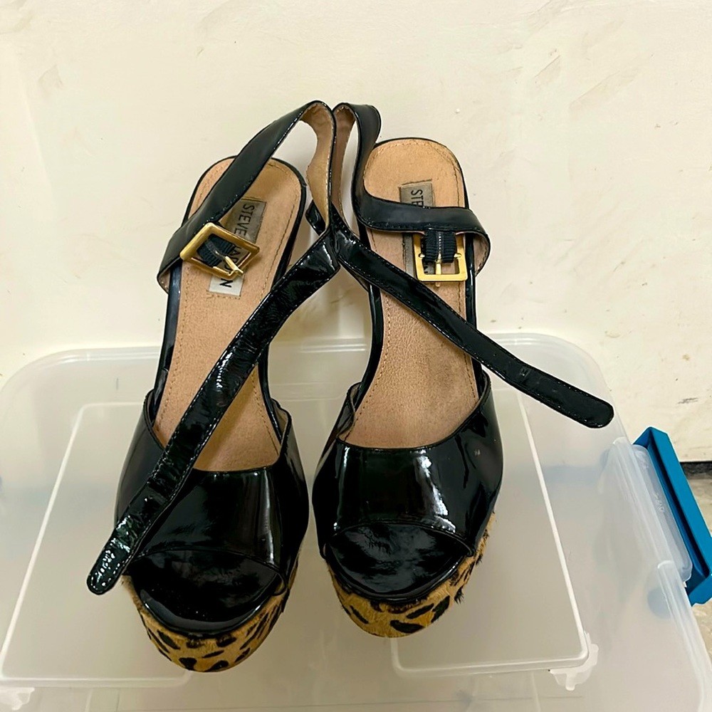 Steve Madden about 5” leopard and red heels